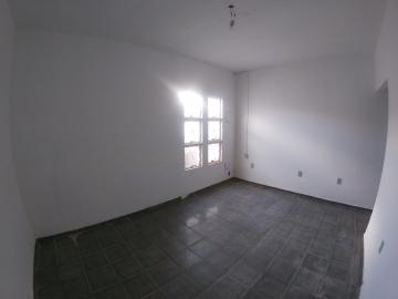 Alugar Casa / Padr&atilde;o em S&atilde;o Jos&eacute; do Rio Preto. apenas R$ 900,00