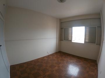 Alugar Apartamento / Padr&atilde;o em S&atilde;o Jos&eacute; do Rio Preto R$ 1.300,00 - Foto 17