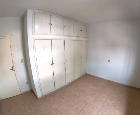 Alugar Casa / Padr&atilde;o em S&atilde;o Jos&eacute; do Rio Preto R$ 1.600,00 - Foto 6
