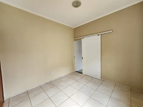 Alugar Casa / Padr&atilde;o em S&atilde;o Jos&eacute; do Rio Preto R$ 1.600,00 - Foto 5