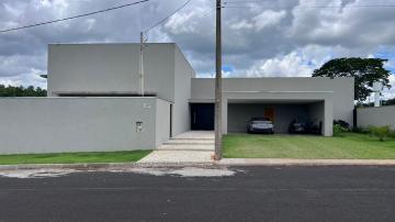 Casa / Condom&iacute;nio em S&atilde;o Jos&eacute; do Rio Preto 