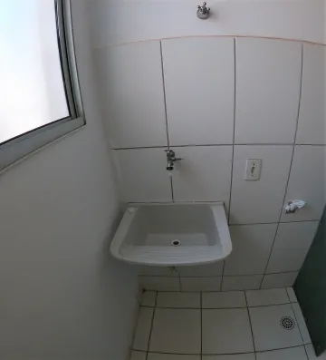 Alugar Apartamento / Padr&atilde;o em S&atilde;o Jos&eacute; do Rio Preto R$ 1.200,00 - Foto 10