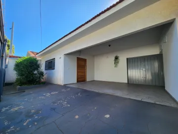 Alugar Casa / Padr&atilde;o em S&atilde;o Jos&eacute; do Rio Preto. apenas R$ 2.200,00