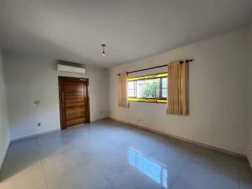 Alugar Casa / Padr&atilde;o em S&atilde;o Jos&eacute; do Rio Preto R$ 2.200,00 - Foto 3