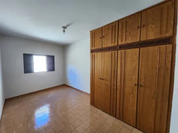 Alugar Casa / Padr&atilde;o em S&atilde;o Jos&eacute; do Rio Preto R$ 2.200,00 - Foto 11
