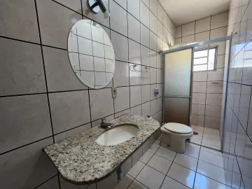 Alugar Casa / Padr&atilde;o em S&atilde;o Jos&eacute; do Rio Preto R$ 2.200,00 - Foto 13