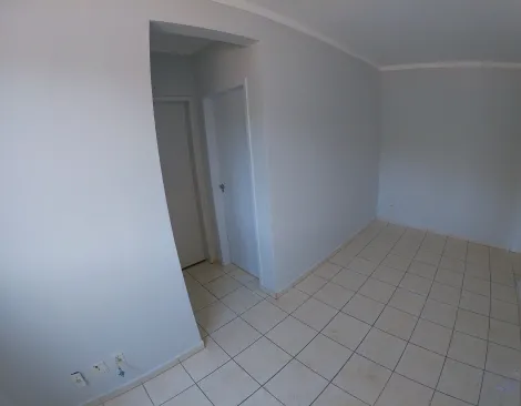 Alugar Apartamento / Padr&atilde;o em S&atilde;o Jos&eacute; do Rio Preto R$ 500,00 - Foto 2