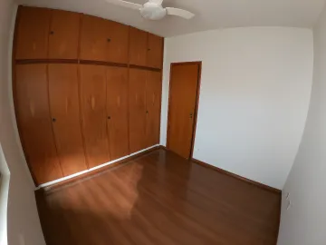 Alugar Apartamento / Padr&atilde;o em S&atilde;o Jos&eacute; do Rio Preto R$ 1.300,00 - Foto 13