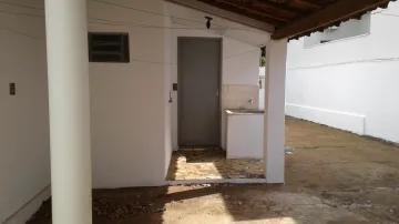 Alugar Casa / Padr&atilde;o em S&atilde;o Jos&eacute; do Rio Preto R$ 700,00 - Foto 17