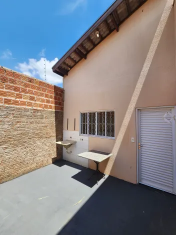 Alugar Casa / Padr&atilde;o em S&atilde;o Jos&eacute; do Rio Preto R$ 1.100,00 - Foto 11