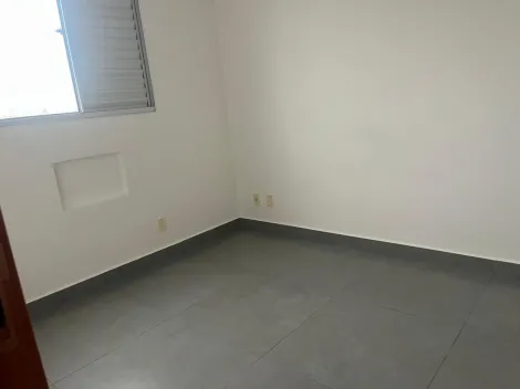 Alugar Apartamento / Padr&atilde;o em S&atilde;o Jos&eacute; do Rio Preto R$ 800,00 - Foto 11