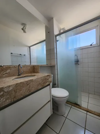Alugar Apartamento / Padr&atilde;o em S&atilde;o Jos&eacute; do Rio Preto R$ 1.200,00 - Foto 6