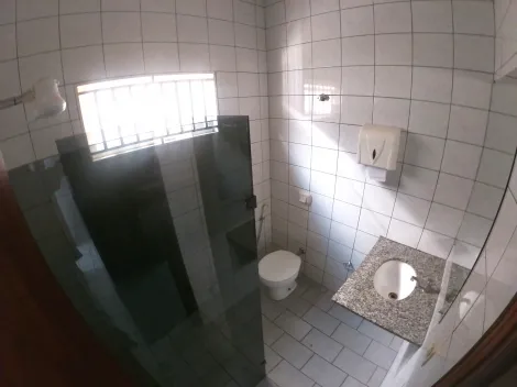 Alugar Casa / Padr&atilde;o em S&atilde;o Jos&eacute; do Rio Preto R$ 2.300,00 - Foto 13