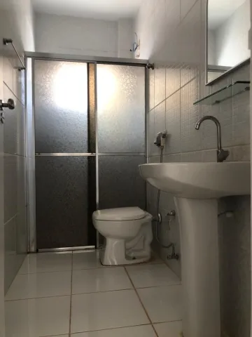 Alugar Apartamento / Padr&atilde;o em S&atilde;o Jos&eacute; do Rio Preto R$ 1.250,00 - Foto 10