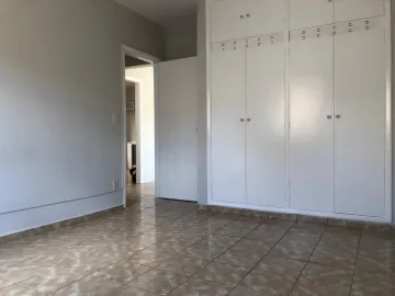 Alugar Apartamento / Padr&atilde;o em S&atilde;o Jos&eacute; do Rio Preto R$ 1.250,00 - Foto 4