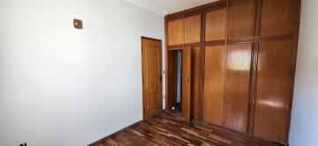 Alugar Casa / Padr&atilde;o em S&atilde;o Jos&eacute; do Rio Preto R$ 1.800,00 - Foto 6