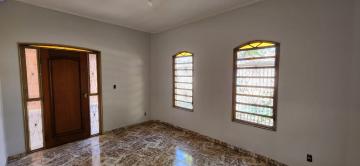 Alugar Casa / Padr&atilde;o em S&atilde;o Jos&eacute; do Rio Preto R$ 1.800,00 - Foto 3