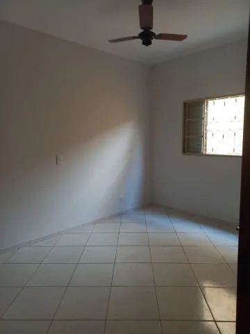 Comprar Casa / Padr&atilde;o em Mirassol R$ 500.000,00 - Foto 4