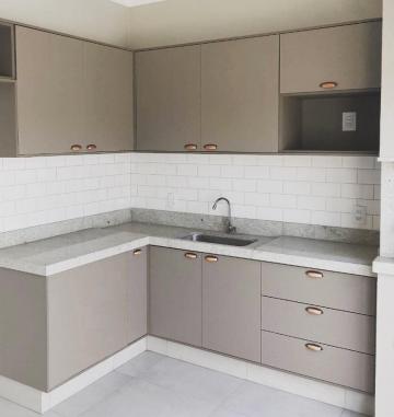 Comprar Casa / Padr&atilde;o em Mirassol R$ 420.000,00 - Foto 4