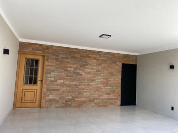 Casa / Padr&atilde;o em Mirassol 