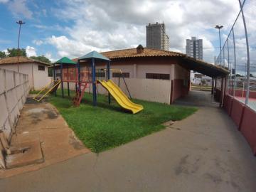 Comprar Apartamento / Padr&atilde;o em S&atilde;o Jos&eacute; do Rio Preto R$ 215.000,00 - Foto 16