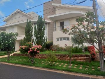 Casa / Condom&iacute;nio em S&atilde;o Jos&eacute; do Rio Preto 
