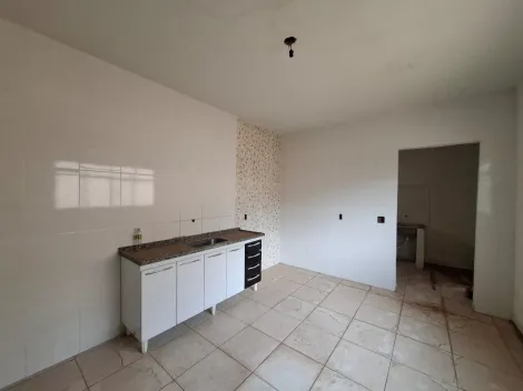 Alugar Casa / Padr&atilde;o em S&atilde;o Jos&eacute; do Rio Preto R$ 1.700,00 - Foto 4