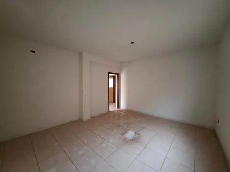 Alugar Casa / Padr&atilde;o em S&atilde;o Jos&eacute; do Rio Preto R$ 1.700,00 - Foto 3