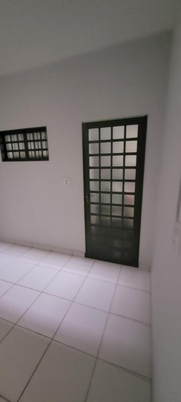Alugar Comercial / Casa Comercial em S&atilde;o Jos&eacute; do Rio Preto R$ 450,00 - Foto 10