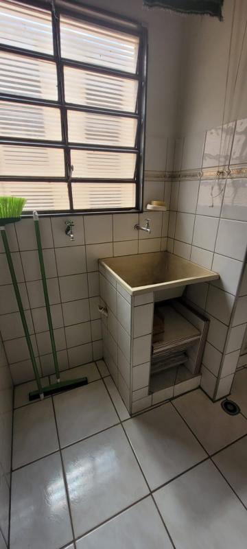 Alugar Apartamento / Padr&atilde;o em S&atilde;o Jos&eacute; do Rio Preto R$ 500,00 - Foto 14