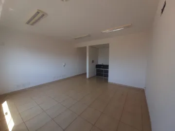 Alugar Comercial / Sala em S&atilde;o Jos&eacute; do Rio Preto R$ 1.300,00 - Foto 6