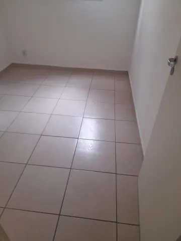 Alugar Apartamento / Padr&atilde;o em S&atilde;o Jos&eacute; do Rio Preto R$ 800,00 - Foto 9