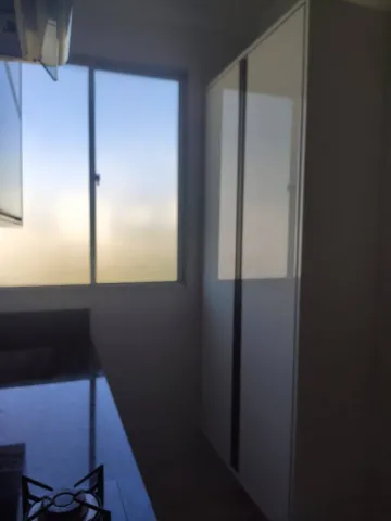 Alugar Apartamento / Padr&atilde;o em S&atilde;o Jos&eacute; do Rio Preto R$ 1.650,00 - Foto 3