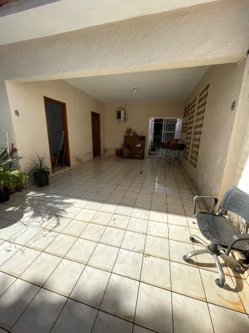 Alugar Casa / Padr&atilde;o em S&atilde;o Jos&eacute; do Rio Preto. apenas R$ 400.000,00