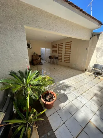 Comprar Casa / Padr&atilde;o em S&atilde;o Jos&eacute; do Rio Preto R$ 400.000,00 - Foto 3