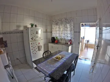 Comprar Casa / Padr&atilde;o em S&atilde;o Jos&eacute; do Rio Preto R$ 240.000,00 - Foto 4