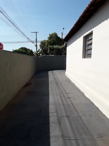 Comprar Casa / Padr&atilde;o em S&atilde;o Jos&eacute; do Rio Preto R$ 380.000,00 - Foto 4