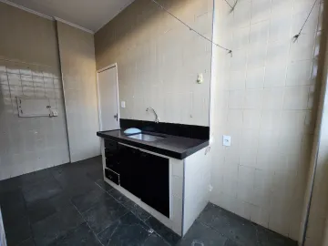 Alugar Apartamento / Padr&atilde;o em S&atilde;o Jos&eacute; do Rio Preto R$ 800,00 - Foto 4