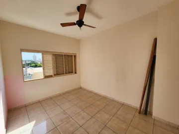 Alugar Apartamento / Padr&atilde;o em S&atilde;o Jos&eacute; do Rio Preto R$ 800,00 - Foto 6