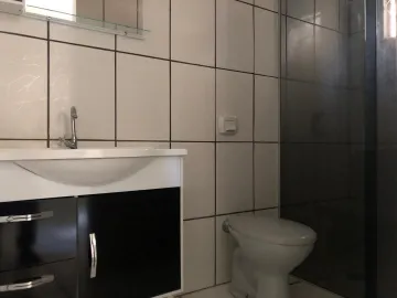 Alugar Casa / Padr&atilde;o em S&atilde;o Jos&eacute; do Rio Preto R$ 1.600,00 - Foto 5
