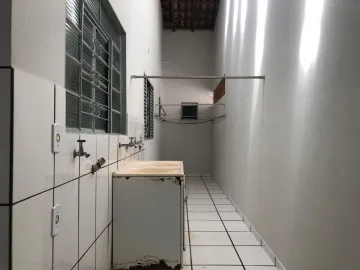 Alugar Casa / Padr&atilde;o em S&atilde;o Jos&eacute; do Rio Preto R$ 1.600,00 - Foto 13