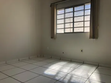 Alugar Casa / Padr&atilde;o em S&atilde;o Jos&eacute; do Rio Preto R$ 1.600,00 - Foto 7