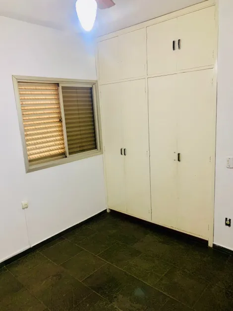 Alugar Apartamento / Padr&atilde;o em S&atilde;o Jos&eacute; do Rio Preto R$ 421,36 - Foto 3