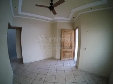 Comprar Casa / Padr&atilde;o em S&atilde;o Jos&eacute; do Rio Preto R$ 220.000,00 - Foto 3