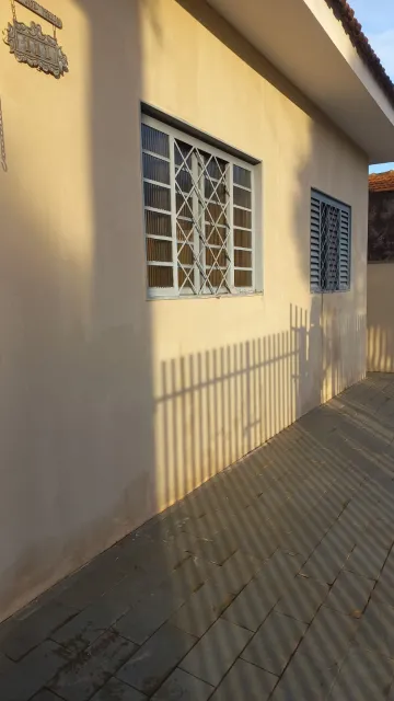 Alugar Casa / Padr&atilde;o em S&atilde;o Jos&eacute; do Rio Preto R$ 1.320,00 - Foto 7