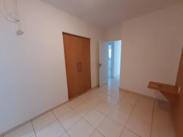 Alugar Casa / Condom&iacute;nio em S&atilde;o Jos&eacute; do Rio Preto R$ 1.800,00 - Foto 5