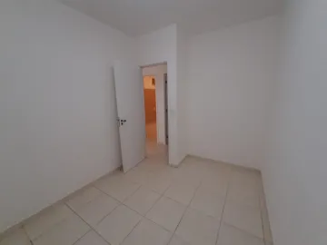 Alugar Casa / Condom&iacute;nio em S&atilde;o Jos&eacute; do Rio Preto R$ 1.800,00 - Foto 10