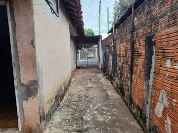 Alugar Casa / Padr&atilde;o em S&atilde;o Jos&eacute; do Rio Preto. apenas R$ 140.000,00