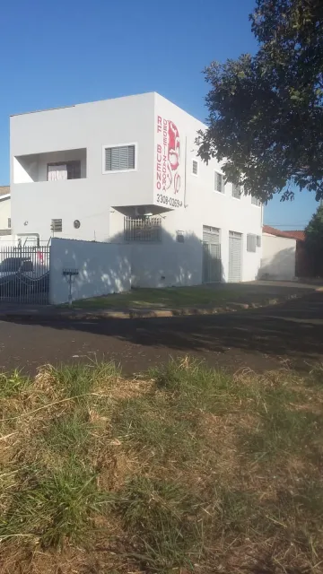 Alugar Casa / Padr&atilde;o em S&atilde;o Jos&eacute; do Rio Preto R$ 2.000,00 - Foto 8