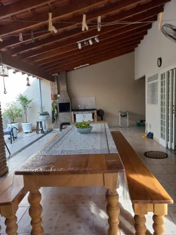 Comprar Casa / Padr&atilde;o em S&atilde;o Jos&eacute; do Rio Preto R$ 370.000,00 - Foto 6